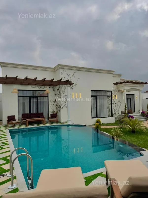 Satılır 4 otaqlı həyət evi 200 m²