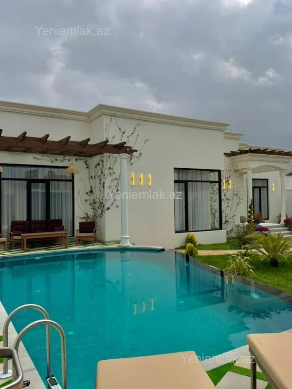 Satılır 4 otaqlı həyət evi 200 m²