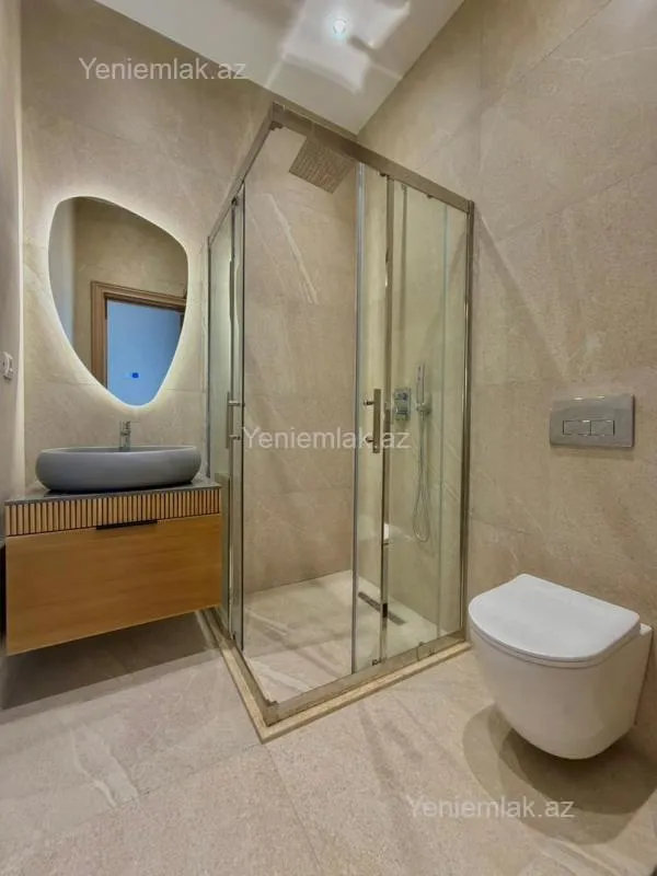 Satılır 4 otaqlı həyət evi 200 m²