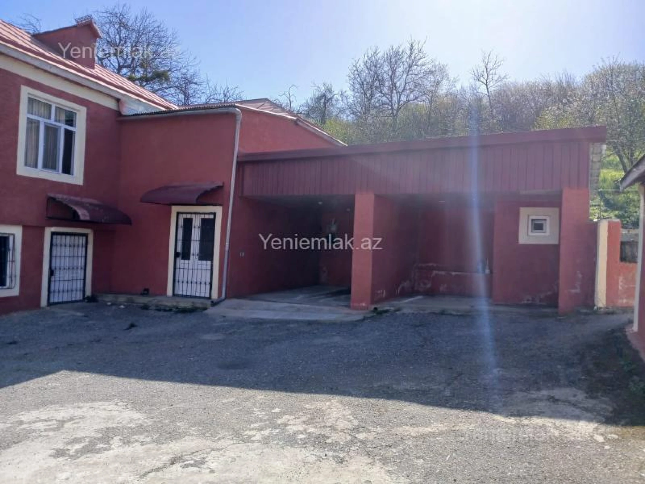 Satılır 5 otaqlı həyət evi 197 m²