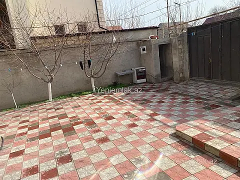 Satılır 5 otaqlı həyət evi 200 m²