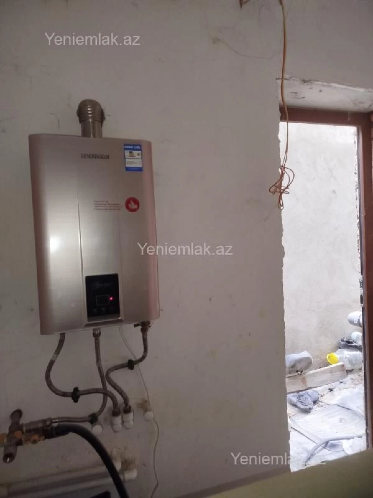 Satılır 5 otaqlı həyət evi 200 m²