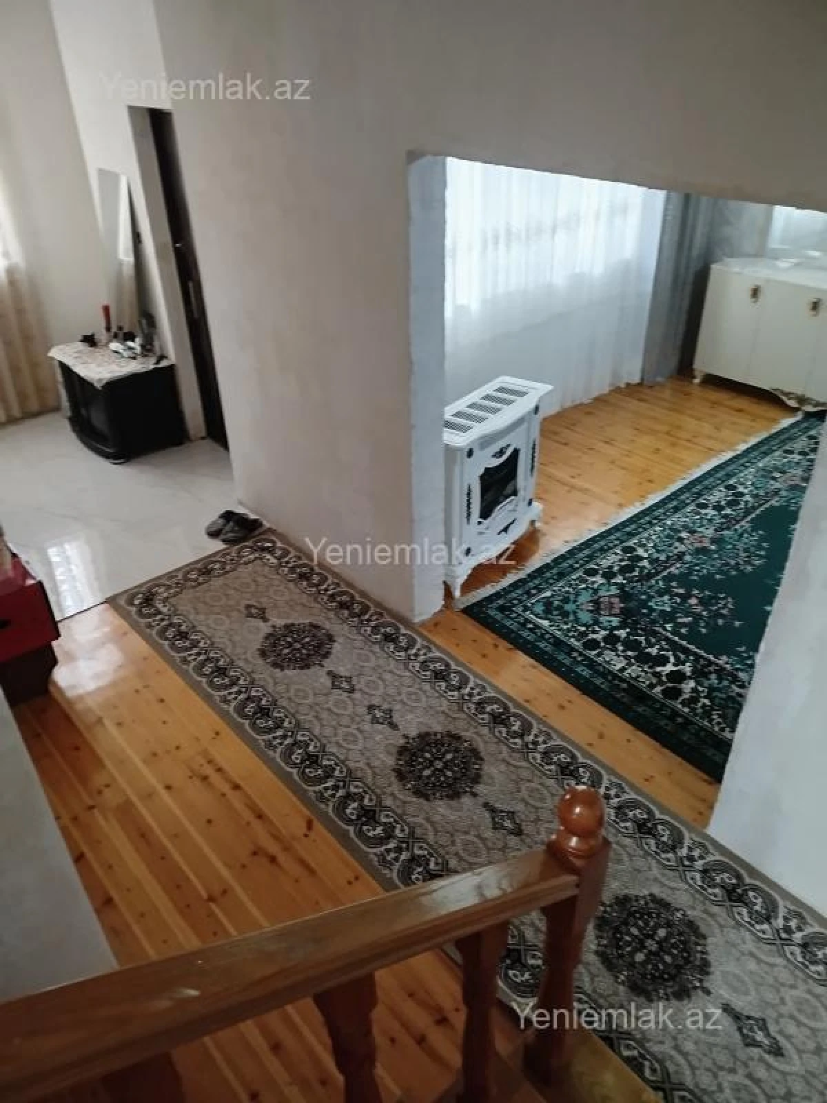 Satılır 5 otaqlı həyət evi 200 m²