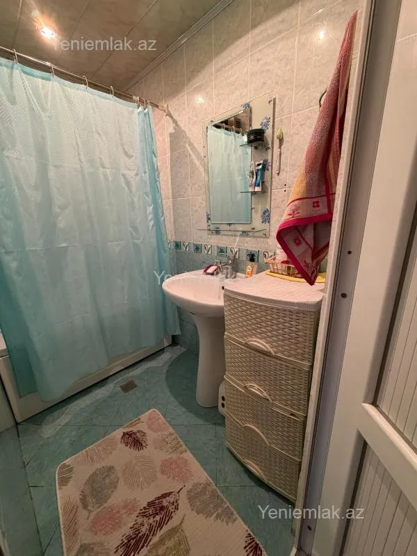 Satılır 3 otaqlı köhnə tikili 65 m²