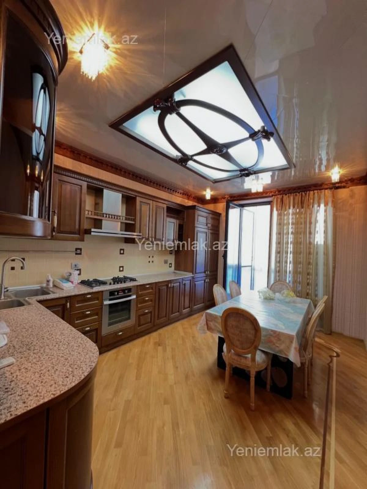 Satılır 4 otaqlı yeni tikili 191 m²