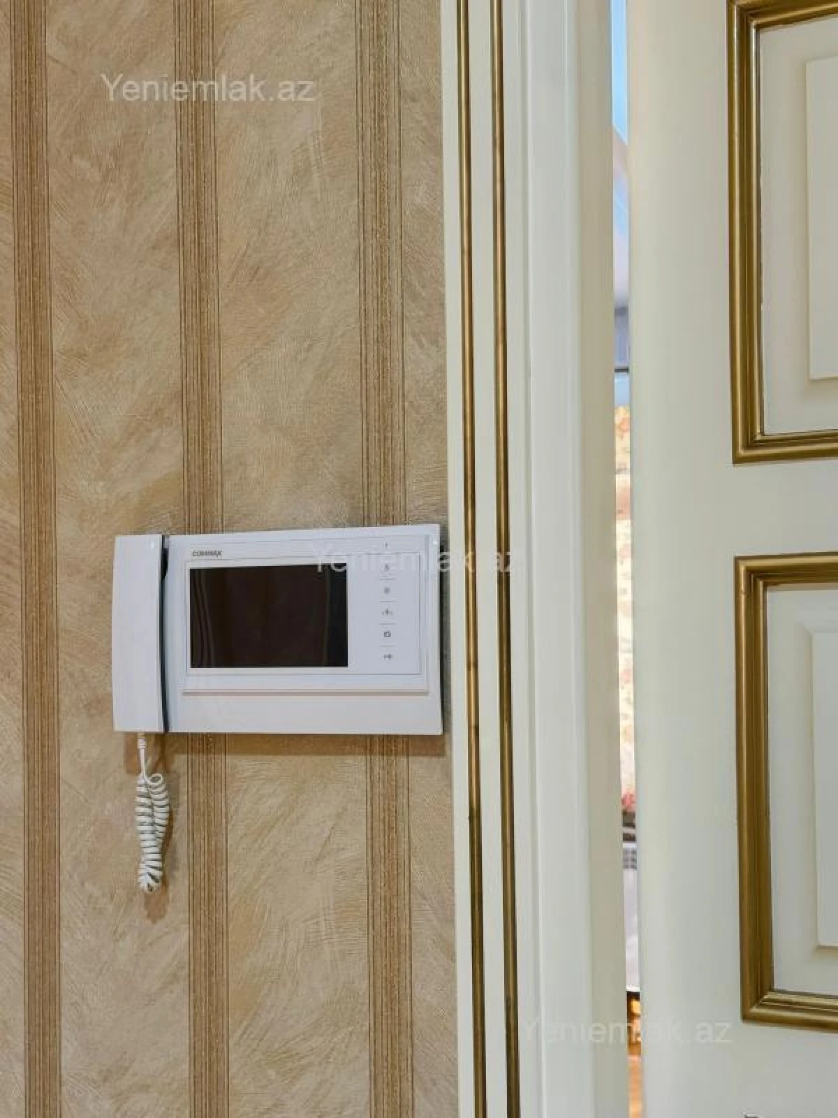 Satılır 3 otaqlı yeni tikili 140 m²