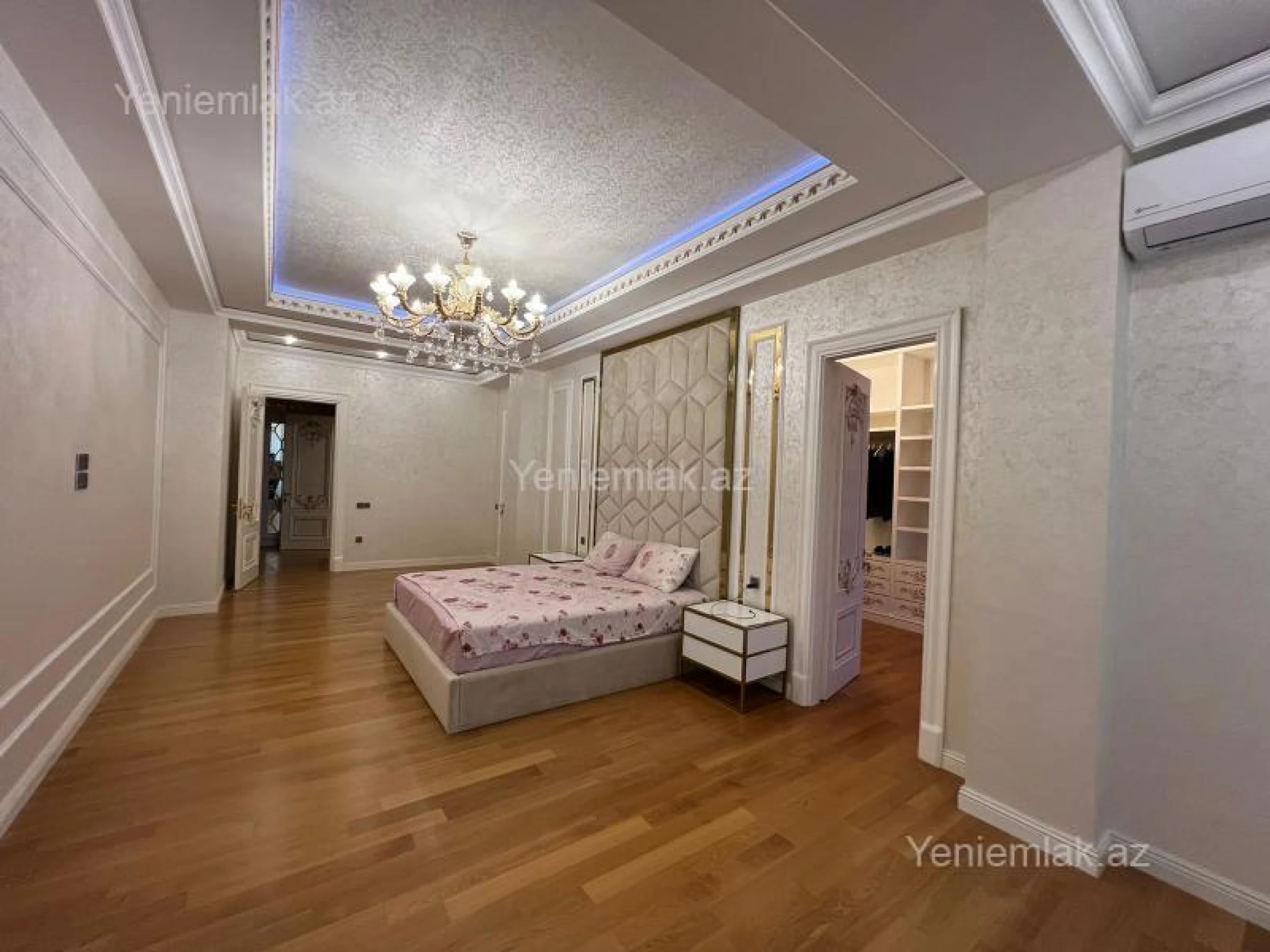 Satılır 5 otaqlı yeni tikili 285 m²