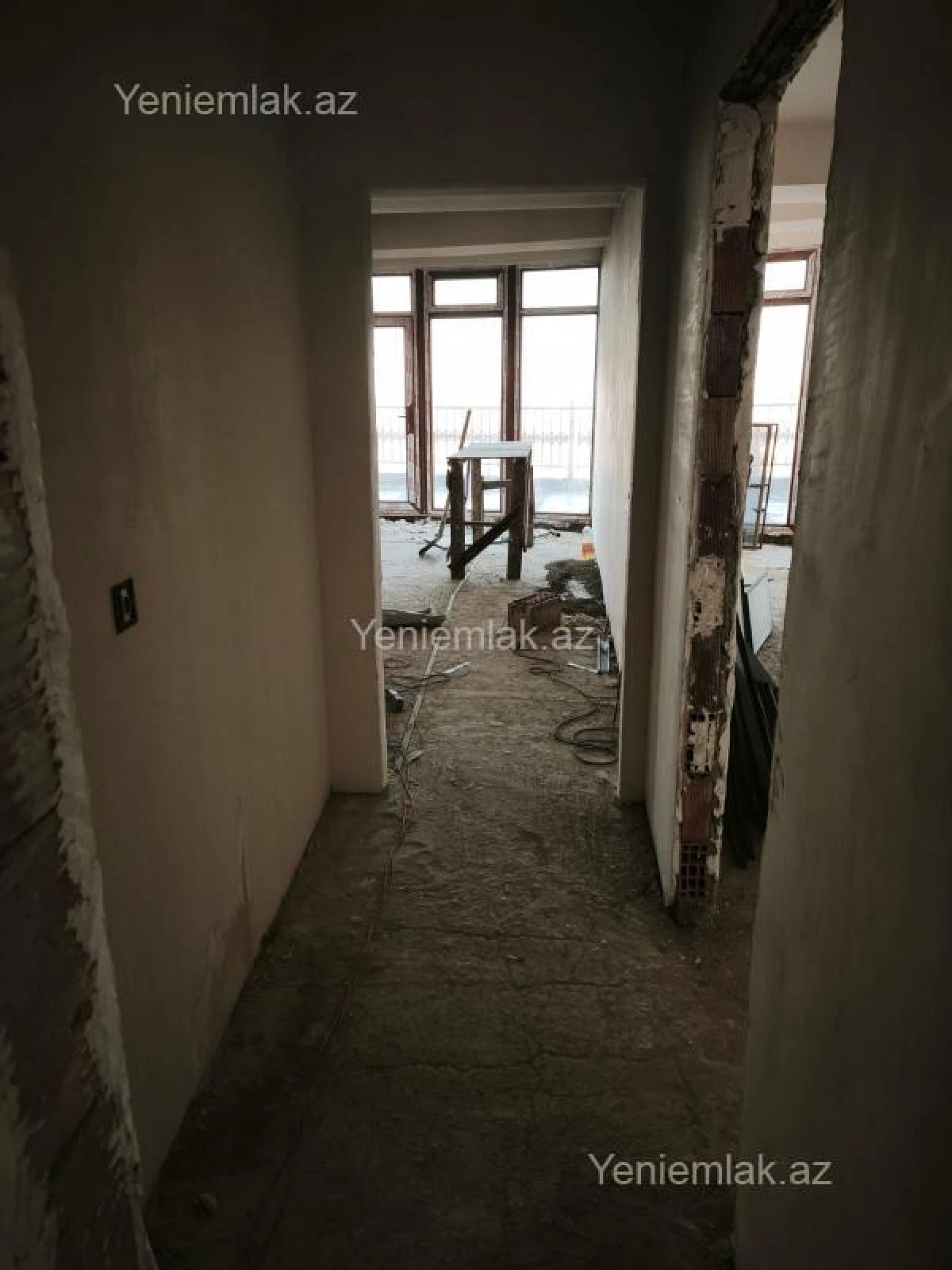 Satılır 3 otaqlı yeni tikili 190 m²