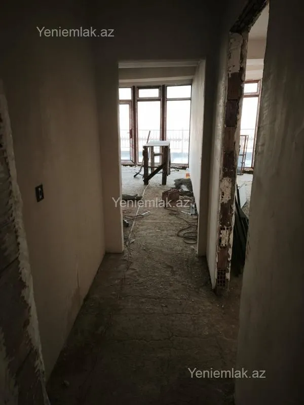 Satılır 3 otaqlı yeni tikili 190 m²