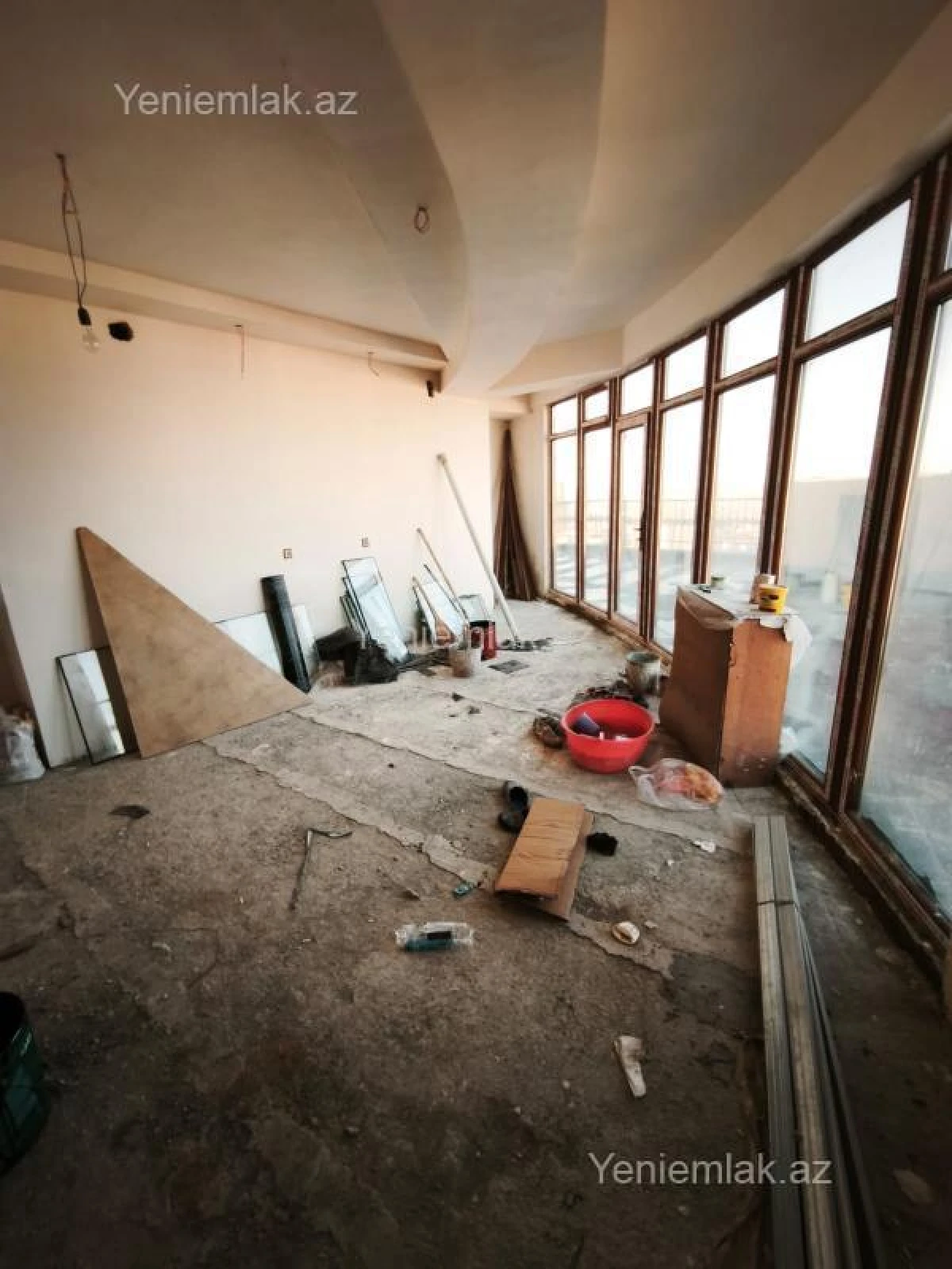 Satılır 3 otaqlı yeni tikili 190 m²