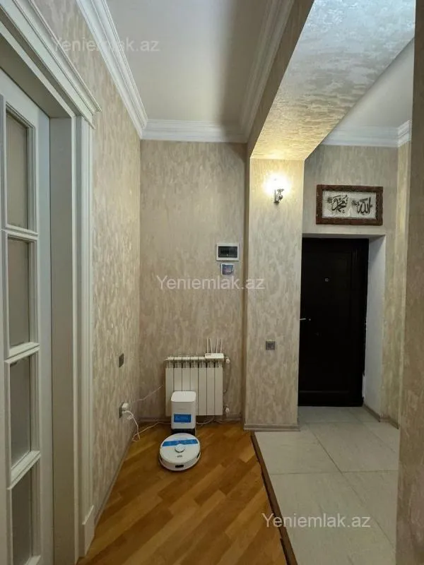 Satılır 2 otaqlı yeni tikili 81 m²