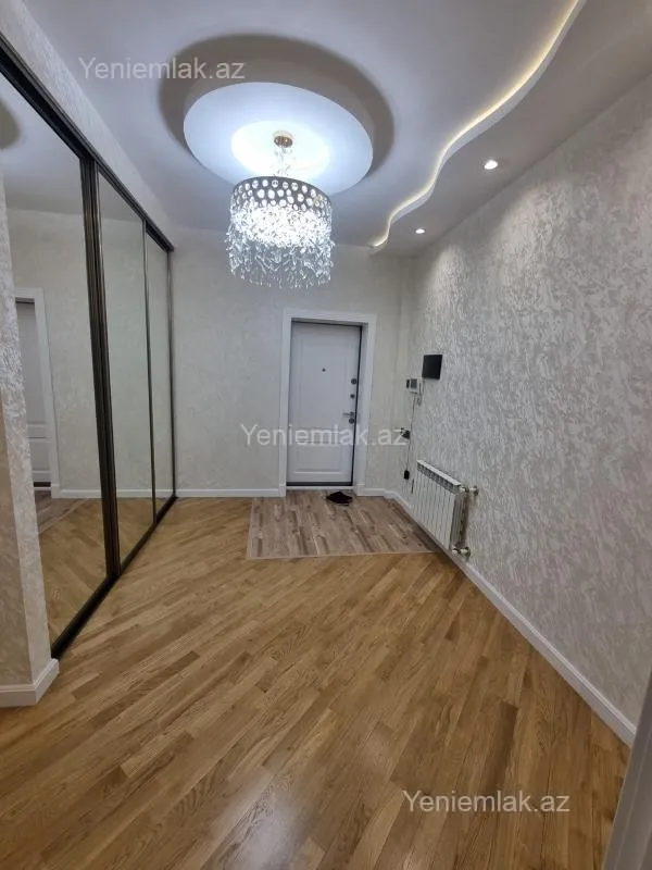 Satılır 3 otaqlı yeni tikili 120 m²
