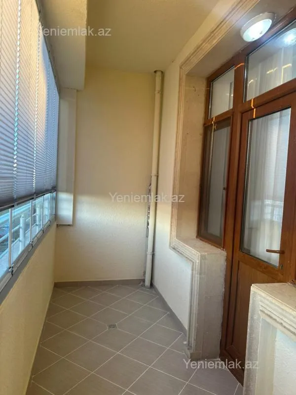 Satılır 3 otaqlı yeni tikili 120 m²