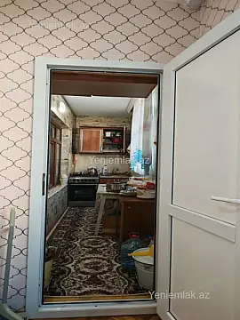 Satılır 2 otaqlı köhnə tikili 60 m²