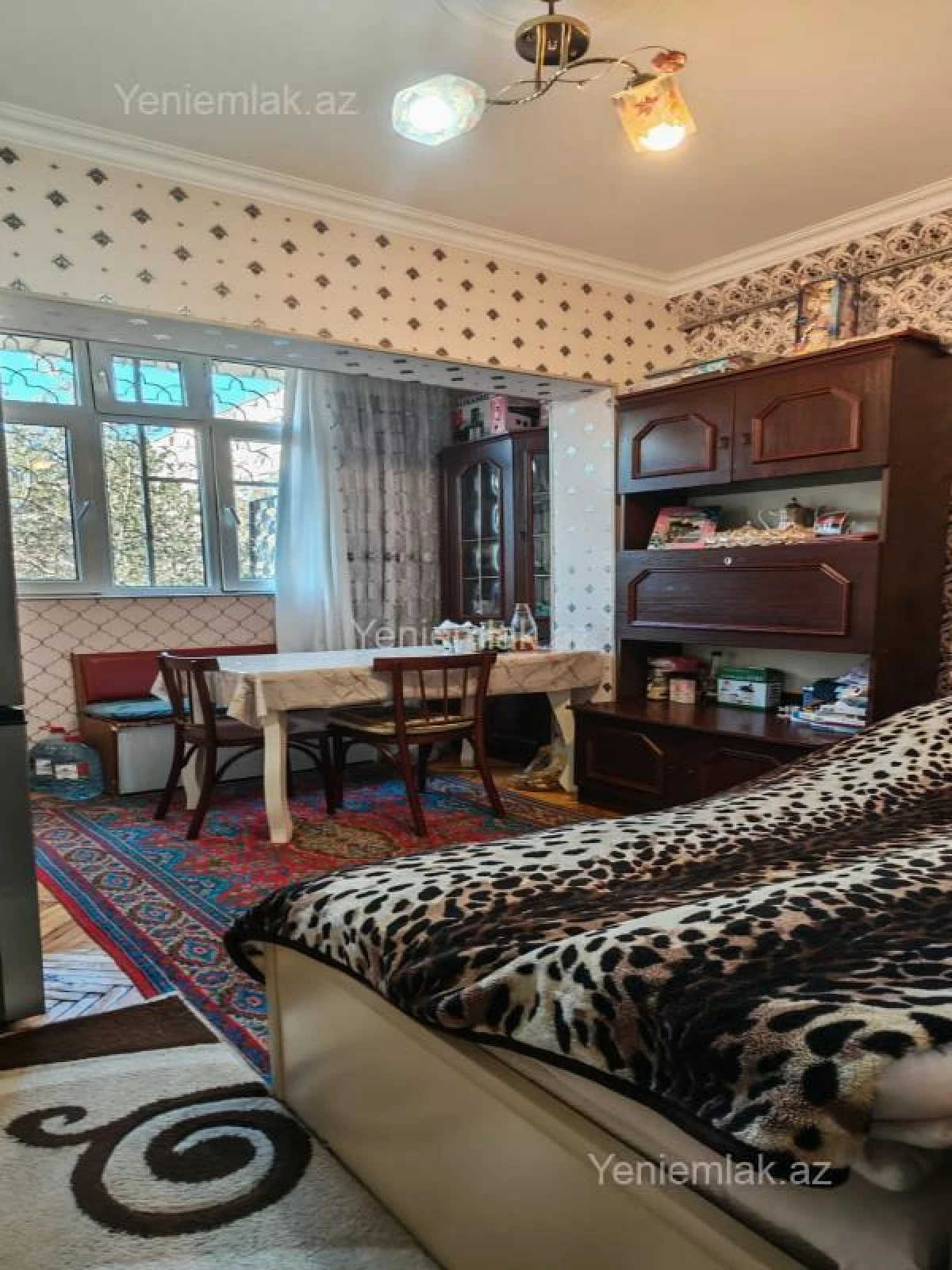 Satılır 2 otaqlı köhnə tikili 60 m²