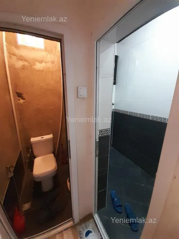 Satılır 6 otaqlı həyət evi 200 m²