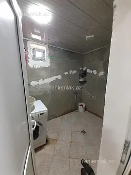 Satılır 6 otaqlı həyət evi 200 m²