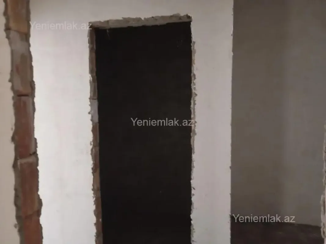 Satılır 3 otaqlı yeni tikili 115 m²