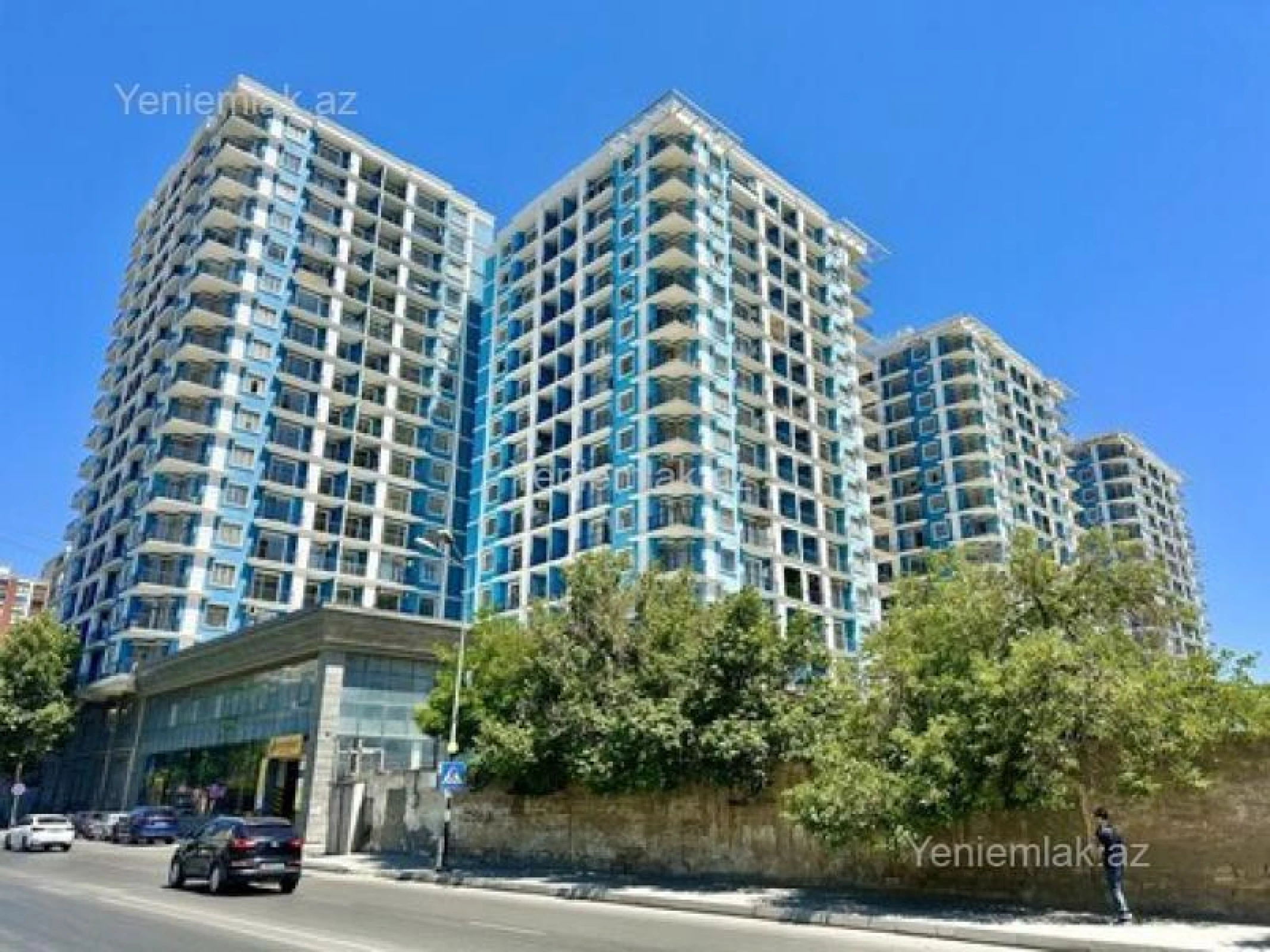 Satılır 4 otaqlı yeni tikili 181.2 m²