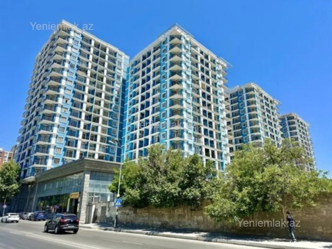 Satılır 4 otaqlı yeni tikili 181.2 m²
