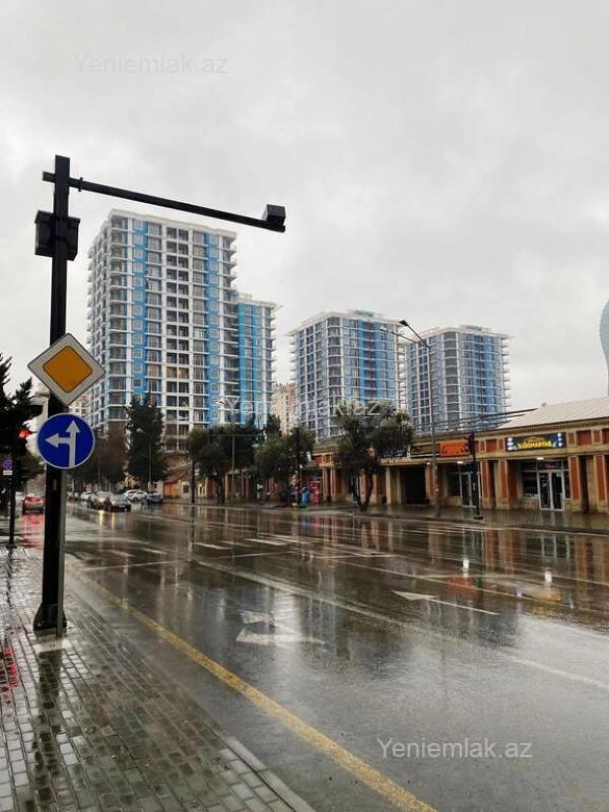 Satılır 4 otaqlı yeni tikili 181.2 m²