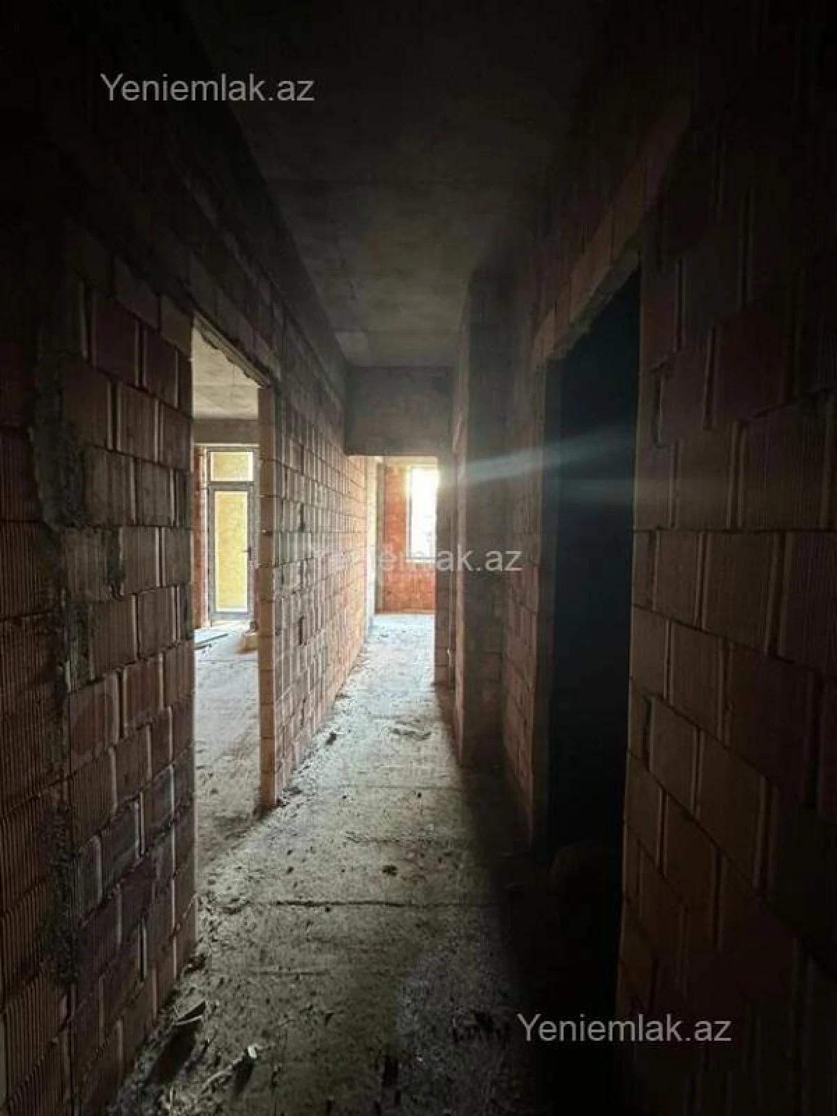 Satılır 4 otaqlı yeni tikili 181.2 m²