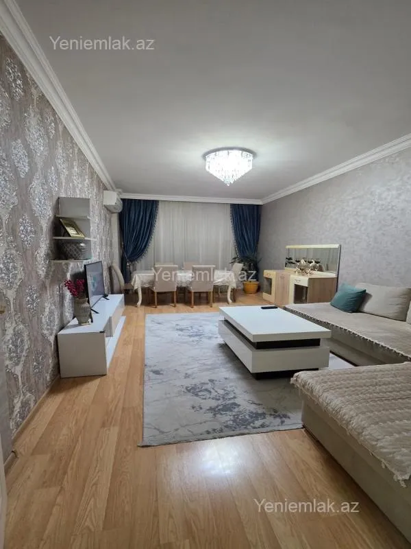 Satılır 3 otaqlı yeni tikili 83 m²