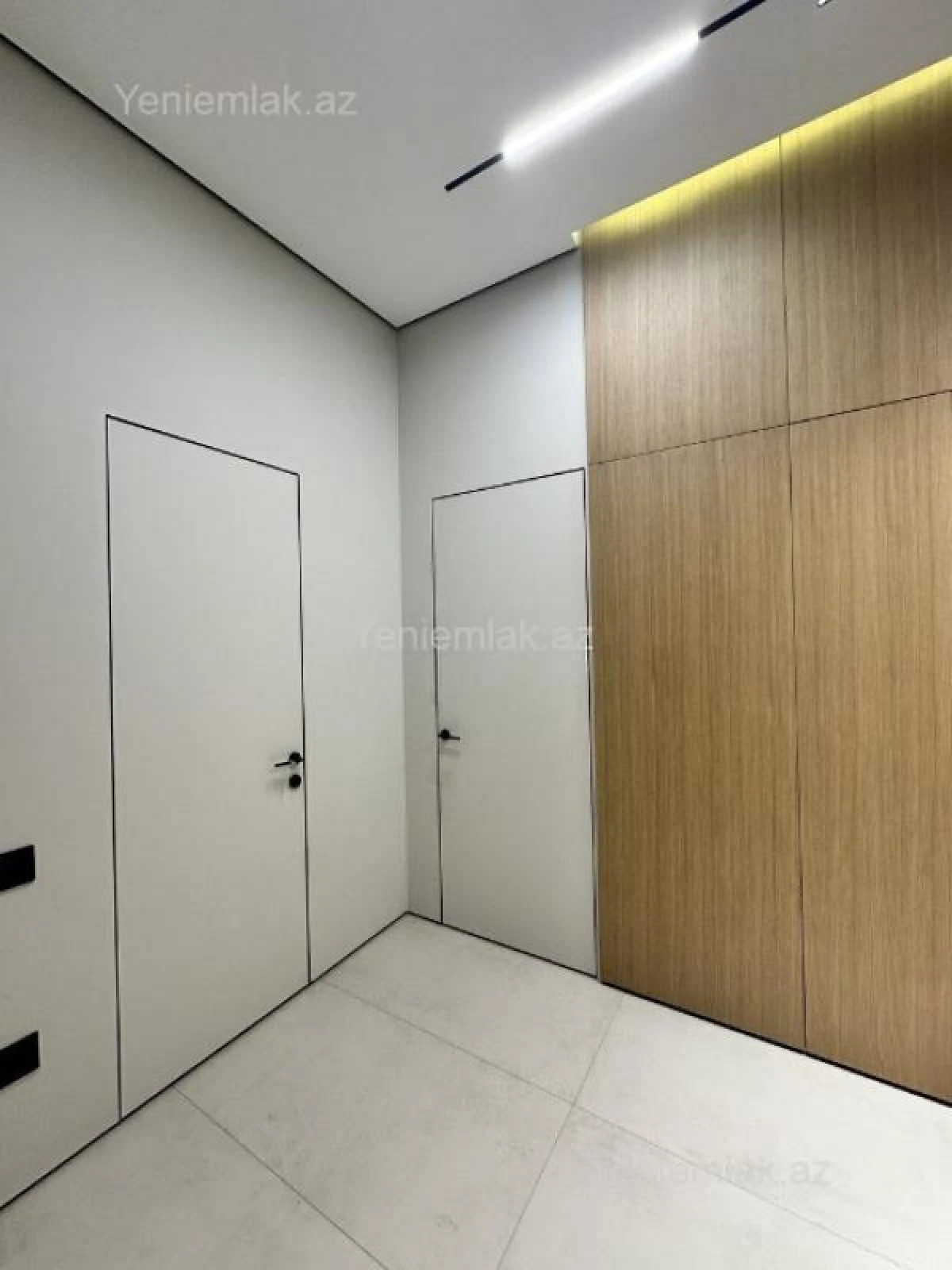 Satılır 3 otaqlı yeni tikili 128 m²