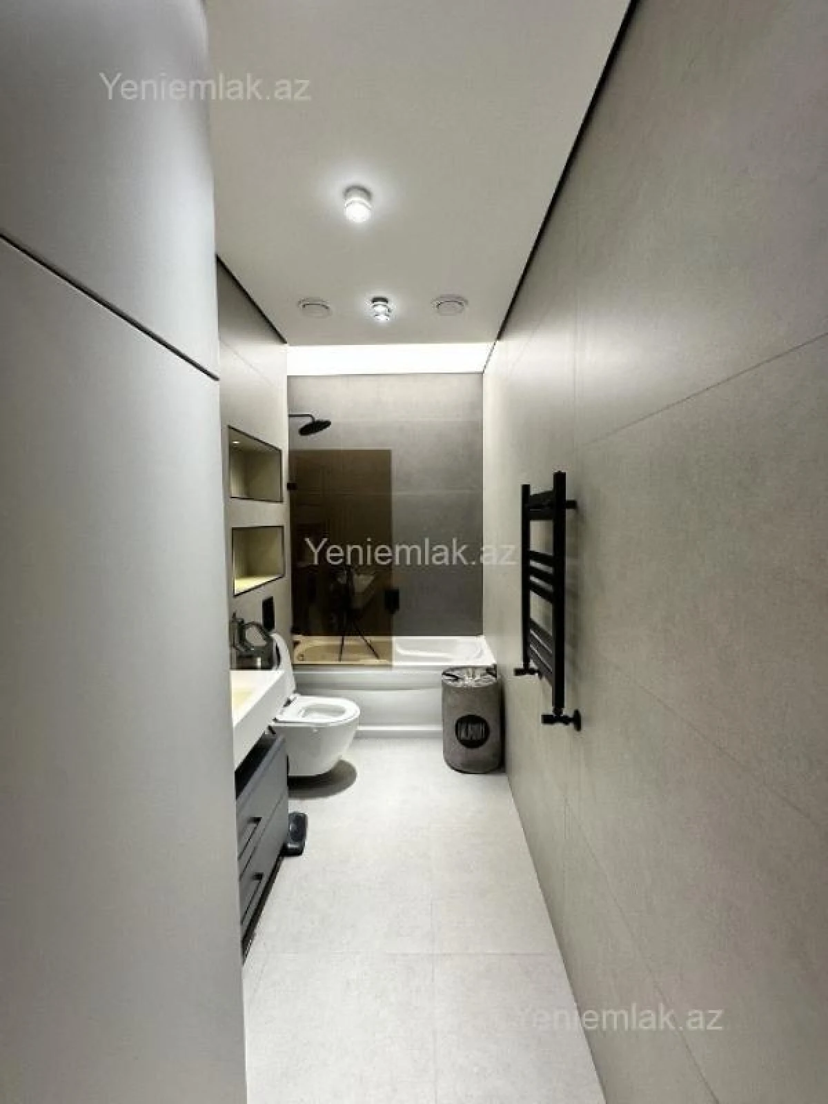 Satılır 3 otaqlı yeni tikili 128 m²