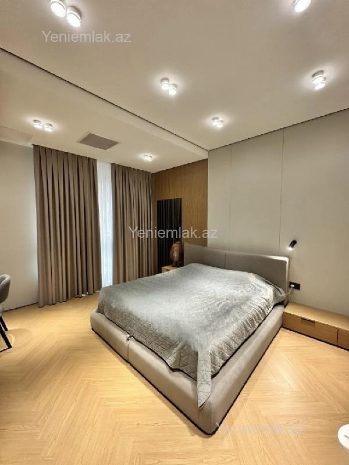 Satılır 3 otaqlı yeni tikili 128 m²