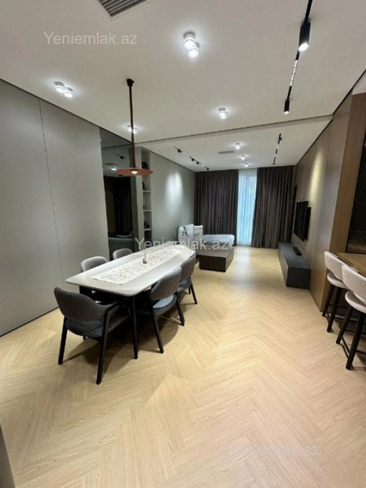 Satılır 3 otaqlı yeni tikili 128 m²