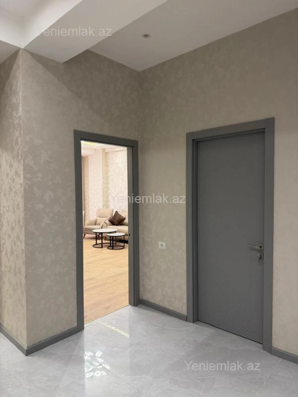 Satılır 2 otaqlı yeni tikili 91 m²