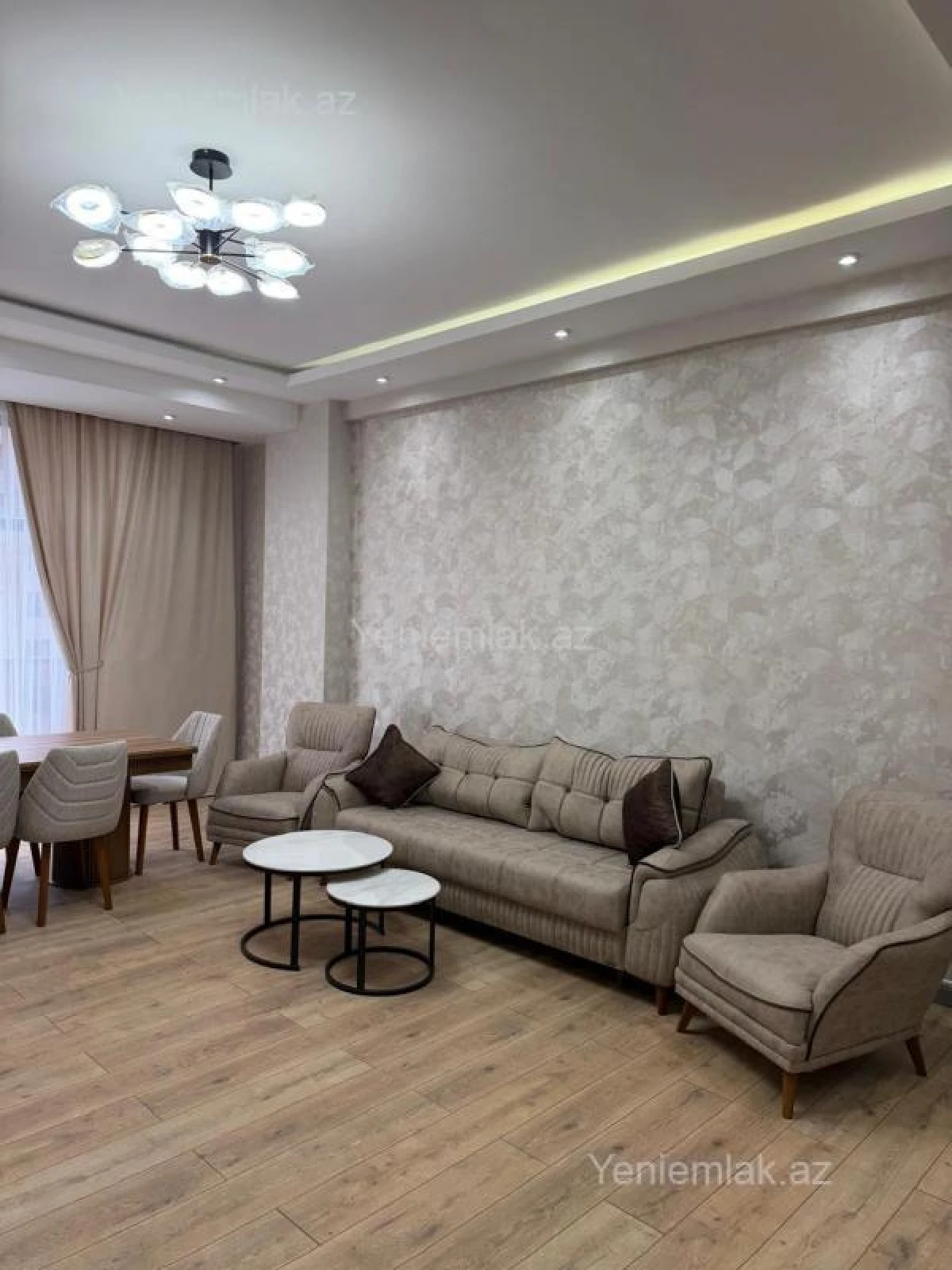 Satılır 2 otaqlı yeni tikili 91 m²