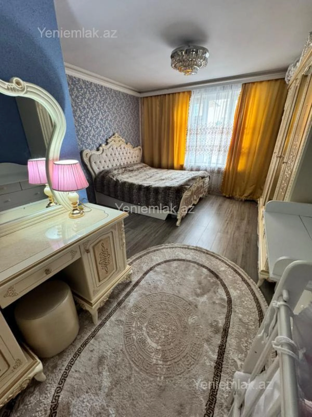 Satılır 2 otaqlı köhnə tikili 61 m²