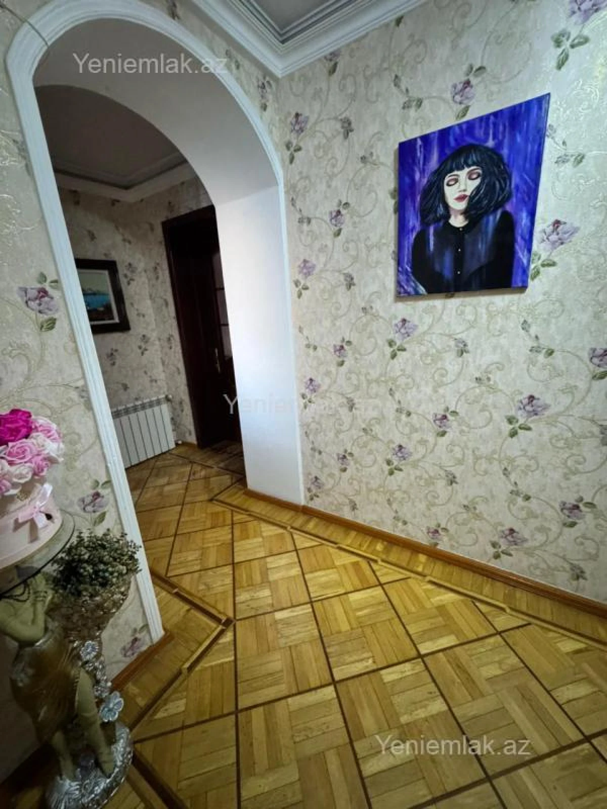Satılır 2 otaqlı köhnə tikili 61 m²