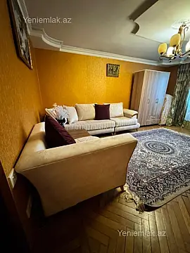 Satılır 2 otaqlı köhnə tikili 61 m²