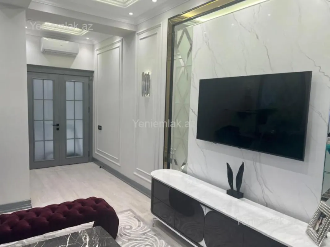 Satılır 3 otaqlı yeni tikili 185 m²
