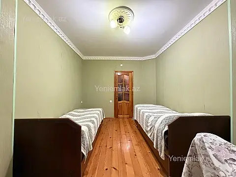 Satılır 3 otaqlı köhnə tikili 199000 m²