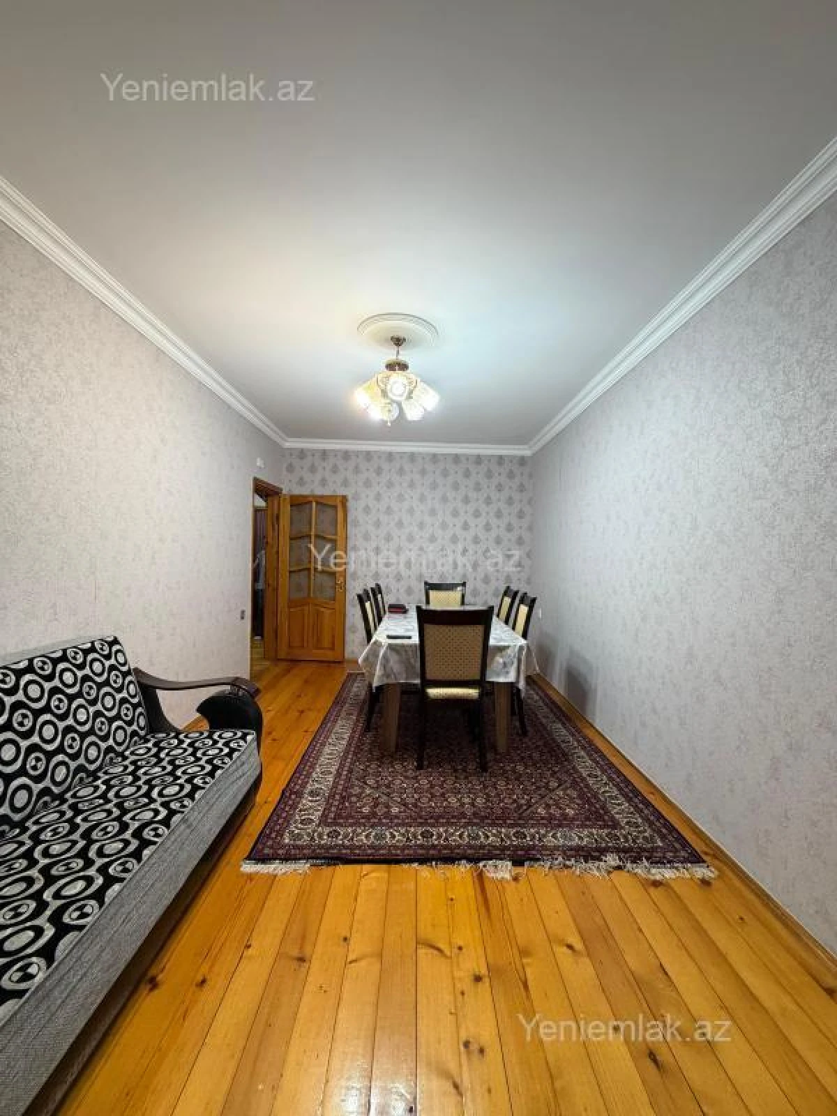 Satılır 3 otaqlı köhnə tikili 199000 m²