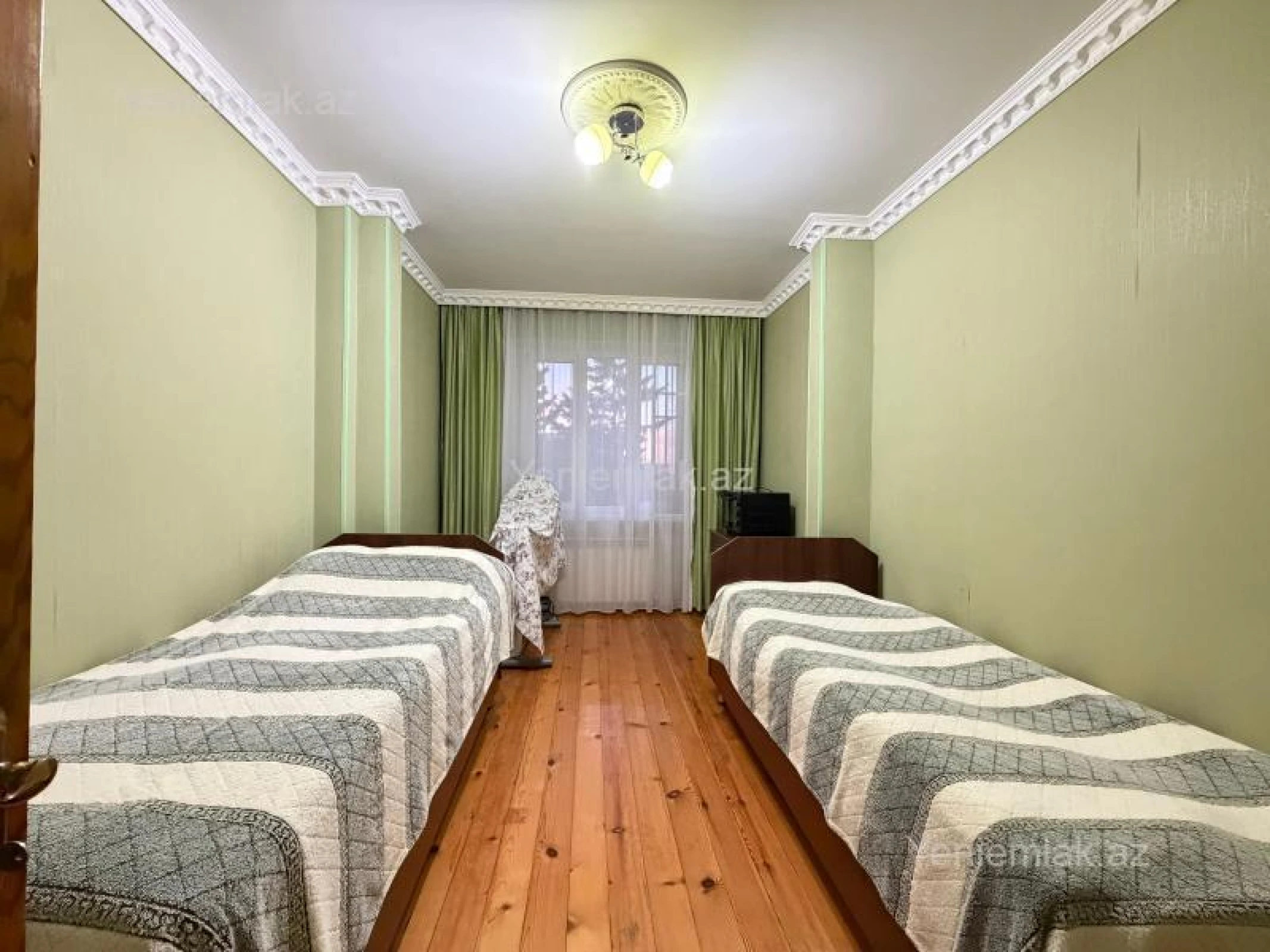 Satılır 3 otaqlı köhnə tikili 199000 m²