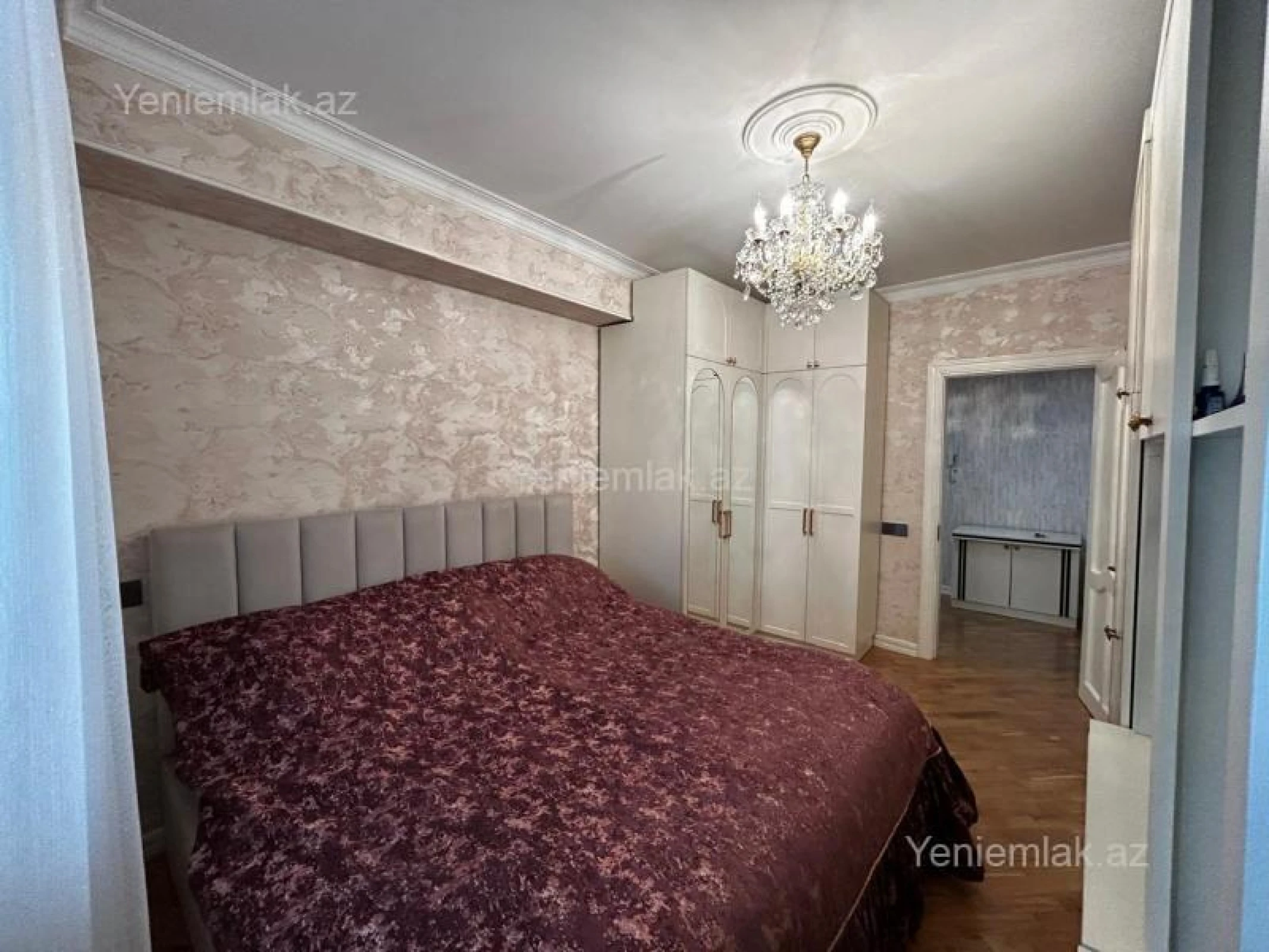 Satılır 3 otaqlı köhnə tikili 70 m²