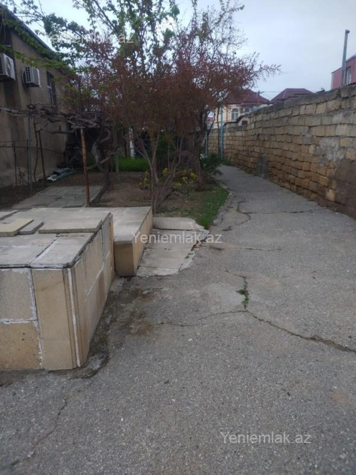 Satılır 5 otaqlı həyət evi 170 m²