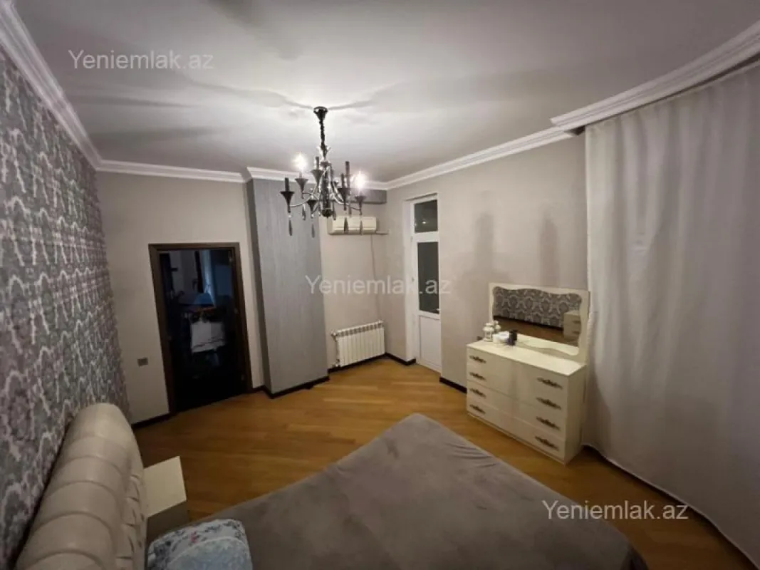 Satılır 3 otaqlı yeni tikili 147 m²