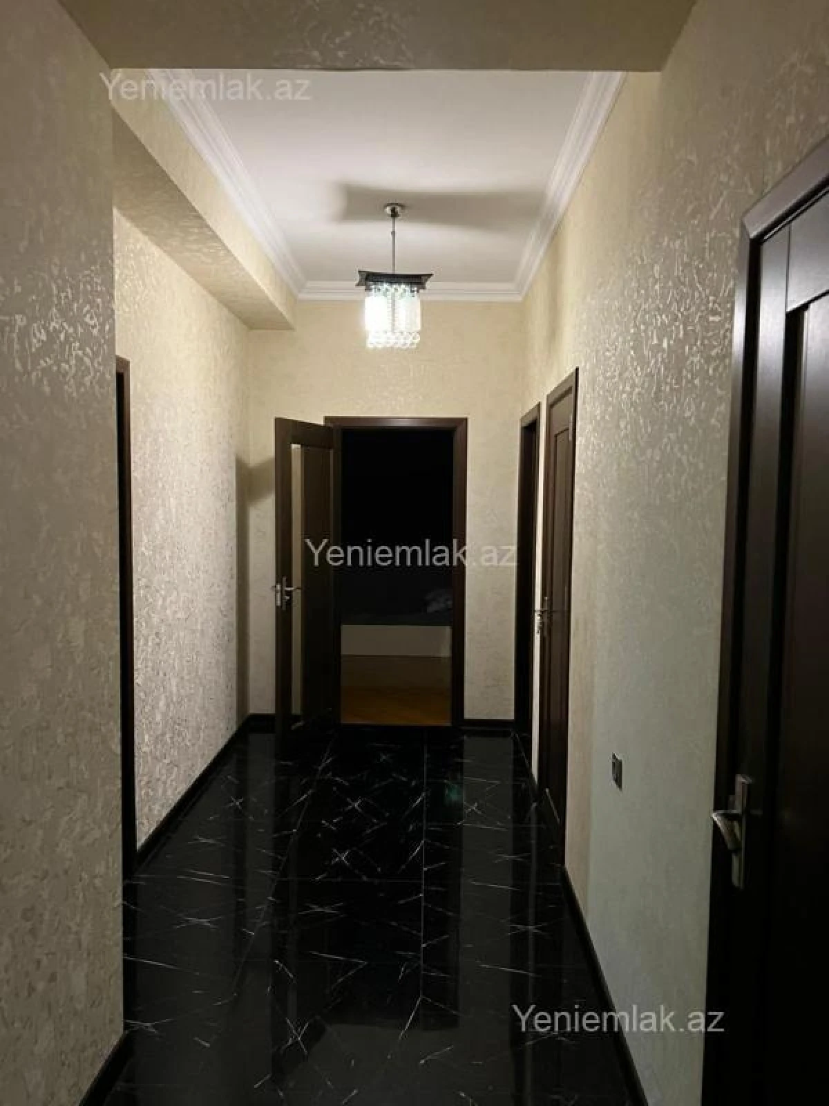 Satılır 3 otaqlı yeni tikili 147 m²