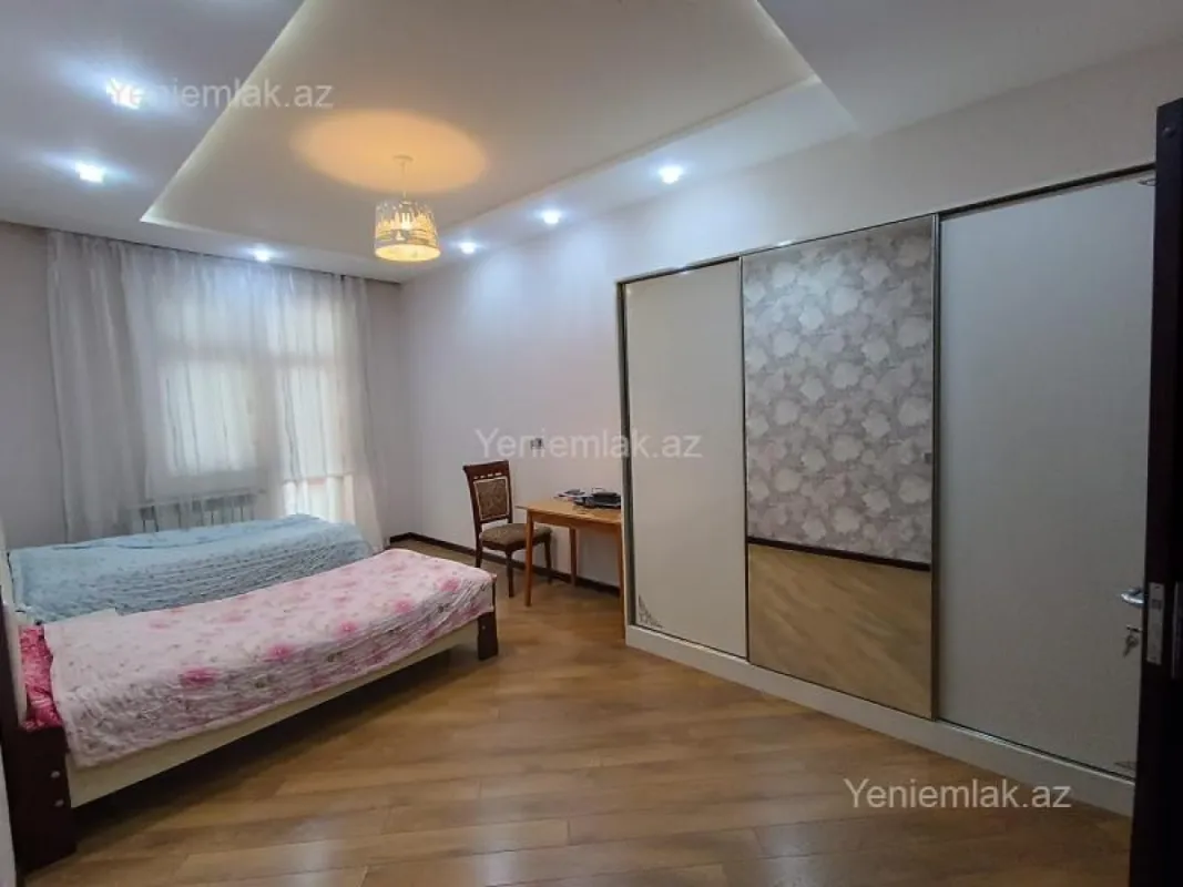 Satılır 4 otaqlı yeni tikili 147 m²