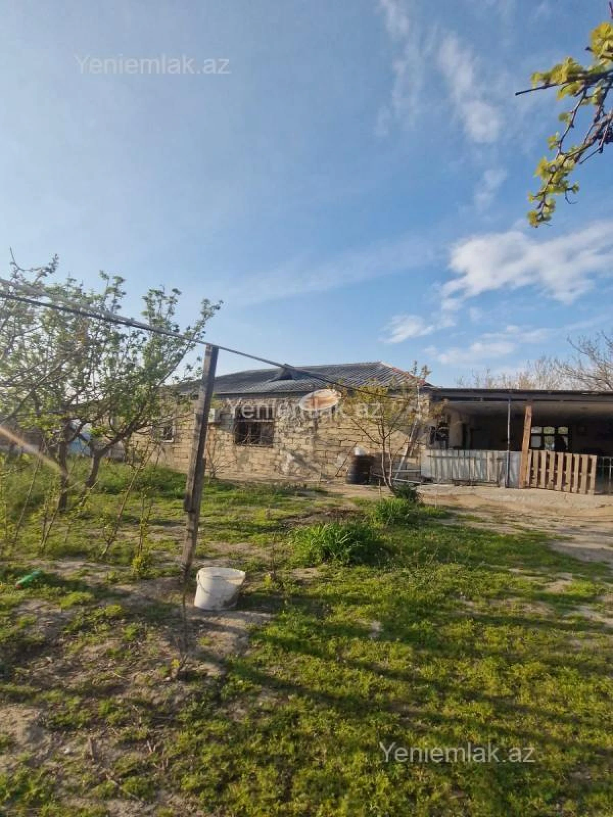 Satılır 3 otaqlı həyət evi 90 m²