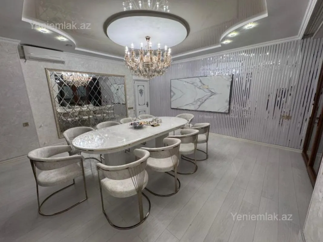 Satılır 3 otaqlı yeni tikili 125 m²