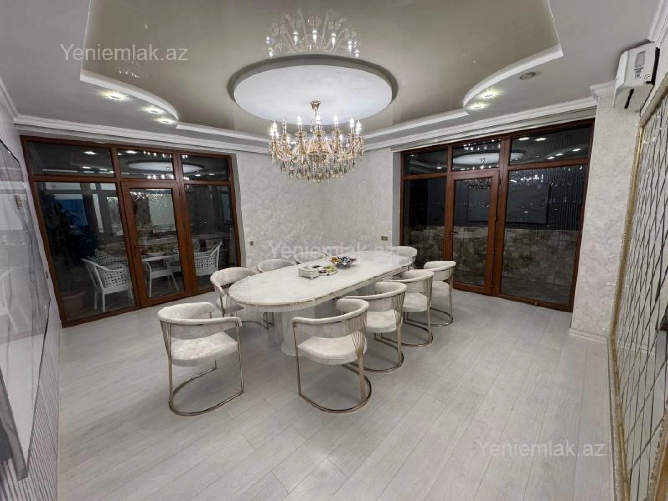 Satılır 3 otaqlı yeni tikili 125 m²