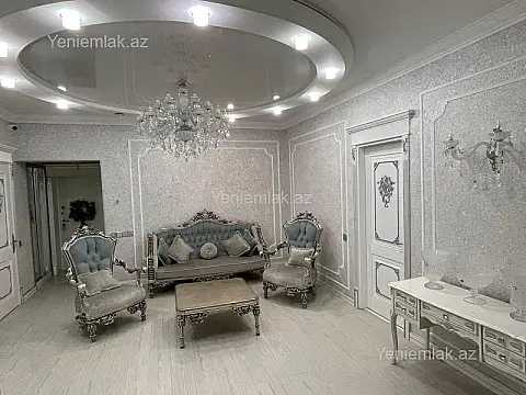 Satılır 3 otaqlı yeni tikili 125 m²