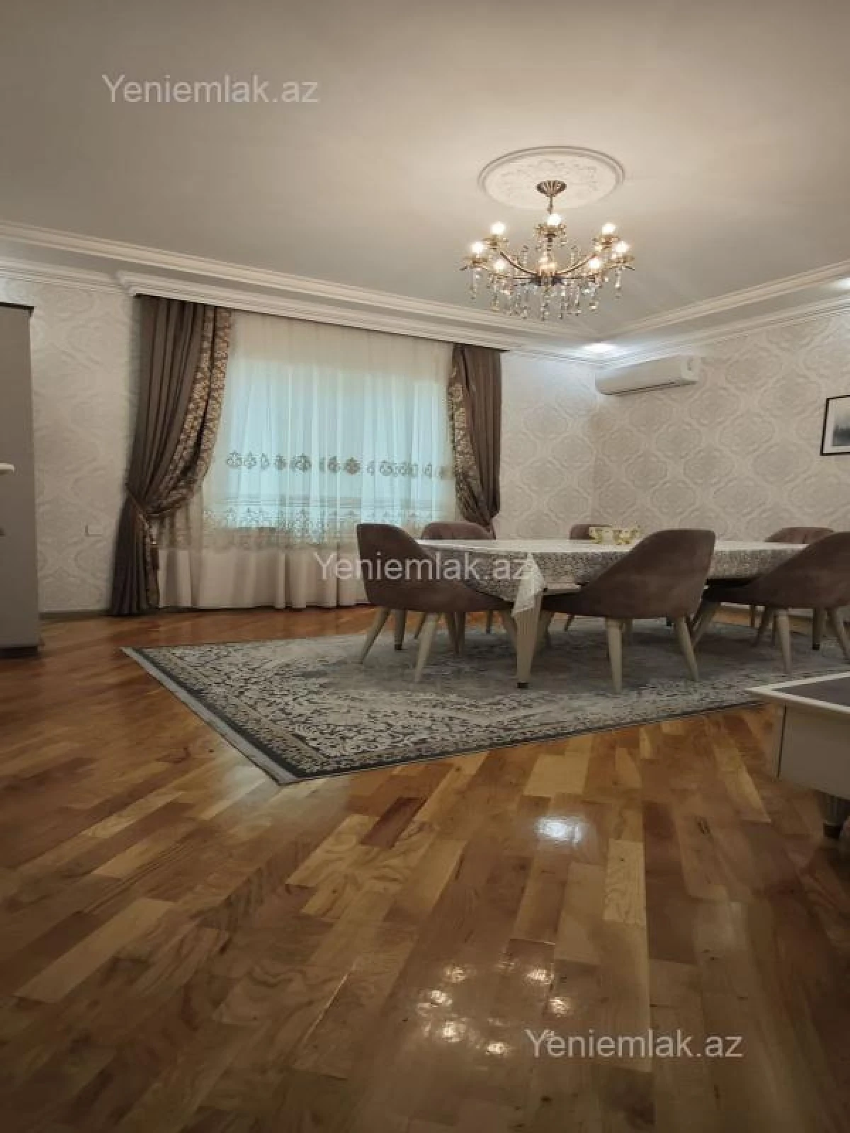 Satılır 6 otaqlı həyət evi 330 m²